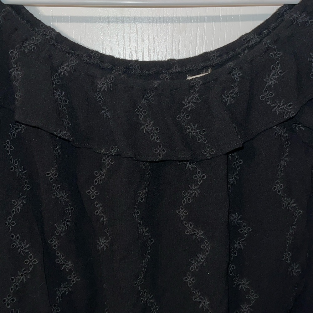 Women’s Short Sleeve - Picture 2 of 3